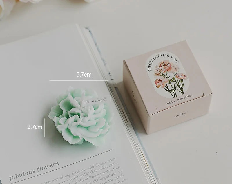 Bougies Artisanales en Forme de Fleurs – Élégance et Nature