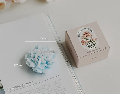 Bougies Artisanales en Forme de Fleurs – Élégance et Nature